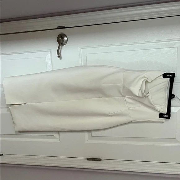 Babyboo Elegant White Strapless Dress - Picture 3 of 4